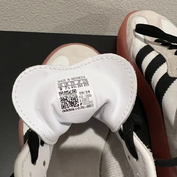 Adidas Samba Sambae Women US Size 9 pink black white Like New - Picture 2 of 9